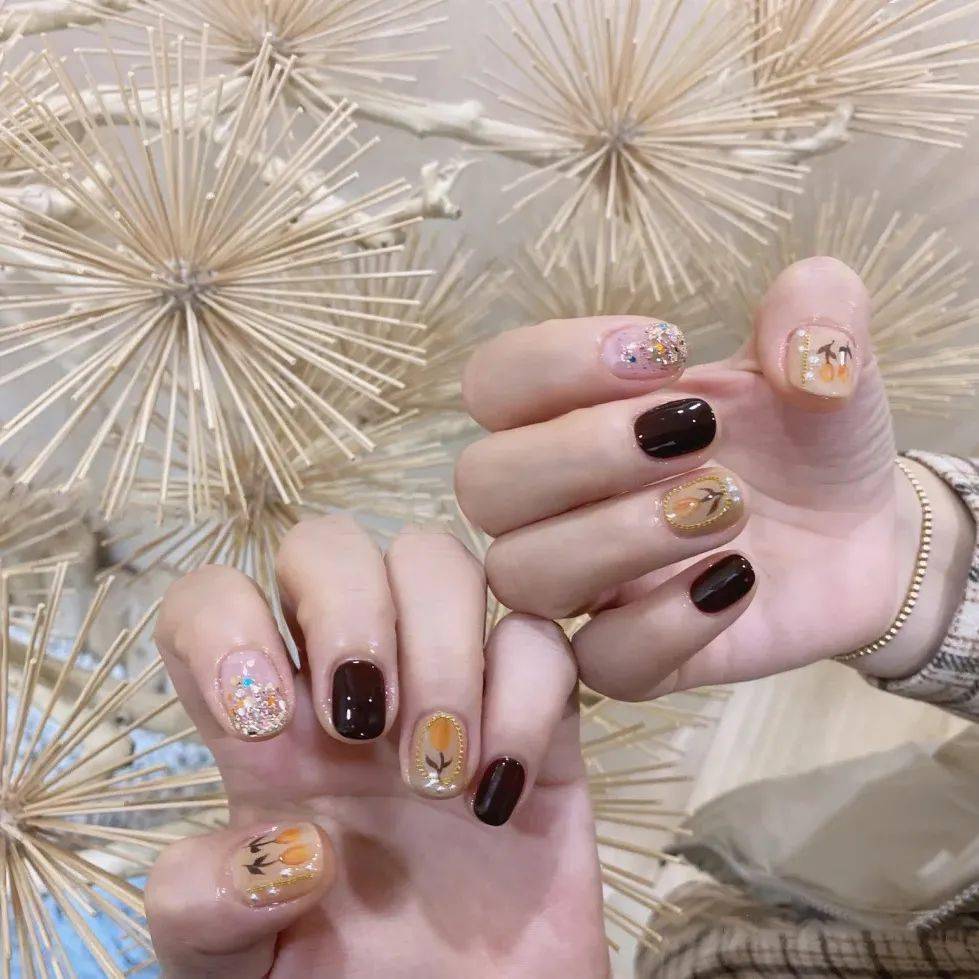 吐血整理的爆款夏日美甲!显白耐看,简直美到过分~_款式