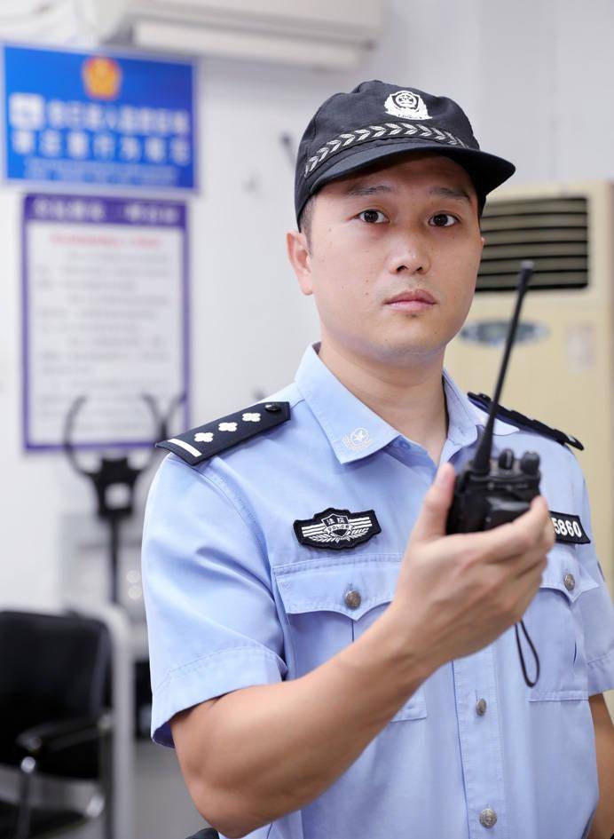 东莞市优秀政法干警袁灼荣为打赢防疫阻击战贡献司法警察力量