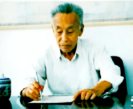 瑞安教育功臣曹振铎