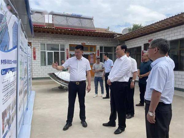 马廷礼在会宁县调研"万企兴万村"甘肃行动和"光彩会宁行"活动有关情况