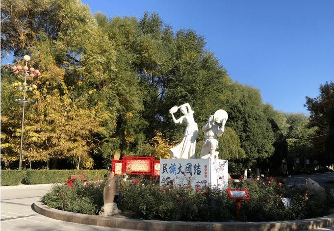 别光顾着吐槽,却忽略了哈密的美!没想到竟然有这么多的._公园