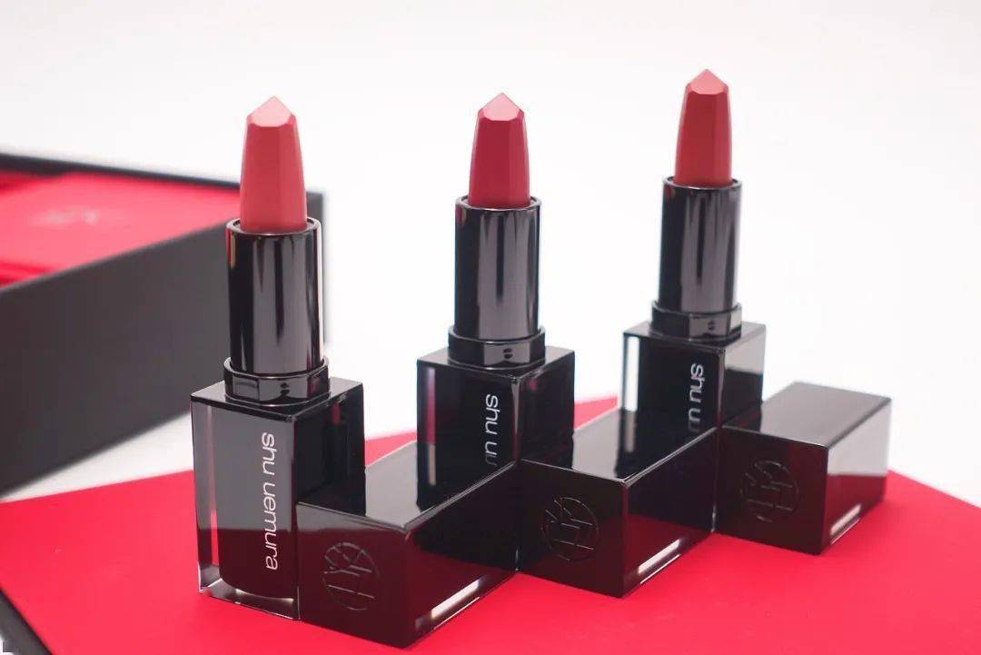 手指|开箱 | 今天就让你们知道三十多度的手指能开出多高分的箱