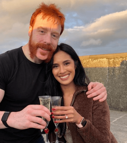 大白鲨希莫斯终于宣布要娶了她!_伊莎贝拉