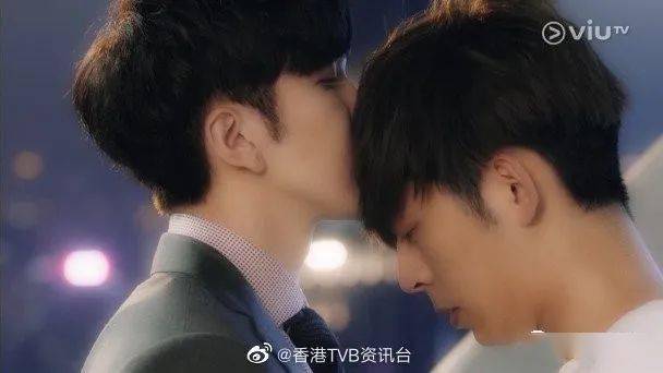 黄德斌婚纱look曝光网友欠他一个视帝