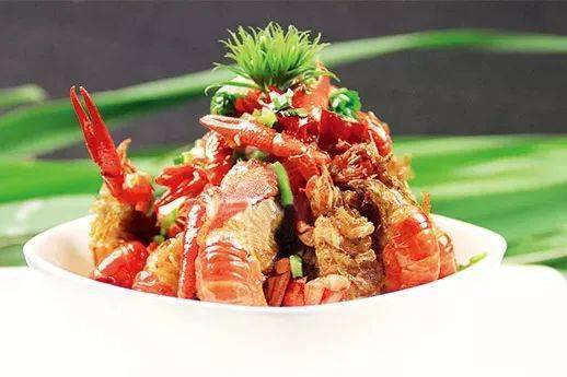 龙虾做十几道菜 5c26a4e5b6d34489a0b742e0130896f9.jpeg