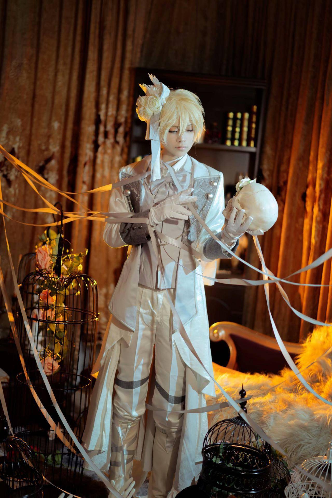 角色名:奥兹·贝萨流士 cn:aka尾巴子亲爱的黑兔子.