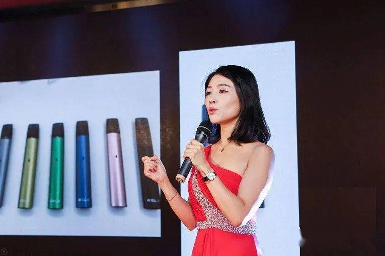 陕西最有钱的4个年轻人美女老板曾是女首富一人靠打工赚百亿