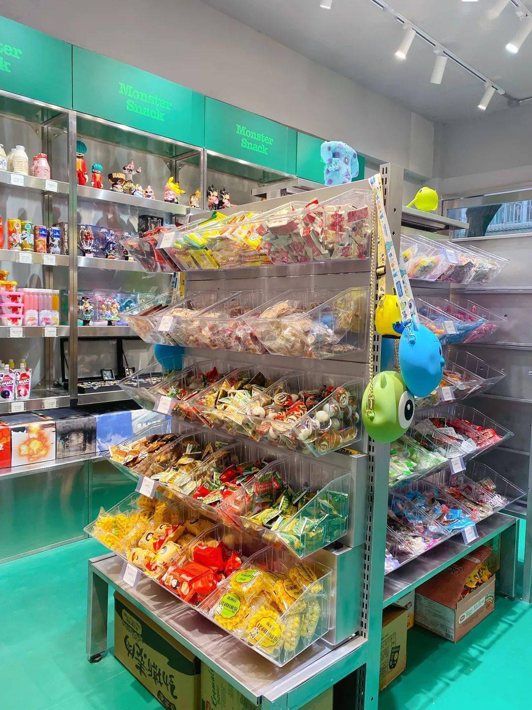 饮品|不藏了!收下这份《西安宝藏零食店打卡指南》,轻松实现零食自由!