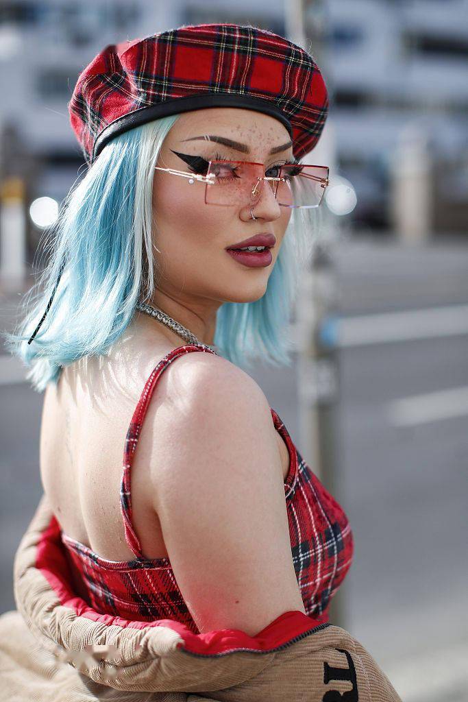 Emily|get欧阳娜娜同款小红帽 做运动休闲时髦精