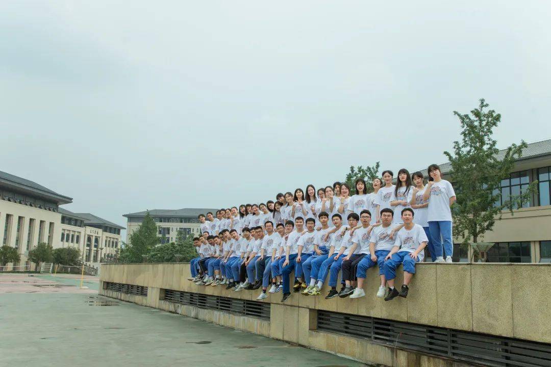 校园|蒲江教育 | 毕业啦！校园毕业照合集来袭！定格美好瞬间