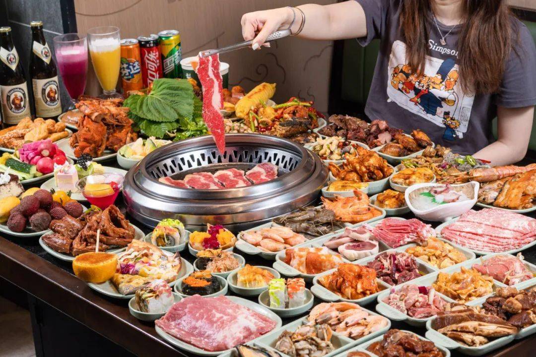 疯了!这家年接待100w 的自助烤肉神店又搞事啦!安格斯牛眼肉,阿根廷红
