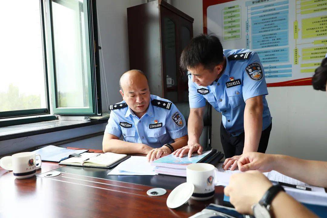 7月20日,省委第十四指导组"回头看"第二督导组张耀武,张振松深入六三