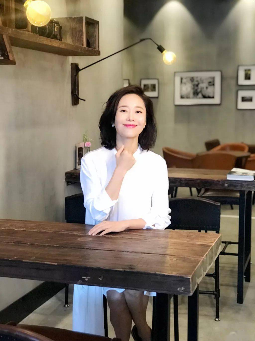 那位裸辞创业,单身带娃的女主持人后悔了吗?_李蕾