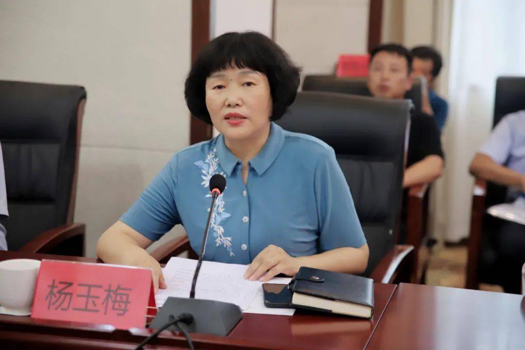 黄陵县2021年西部计划志愿者欢送暨迎新座谈会顺利举行