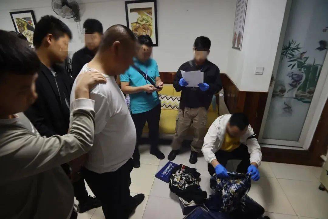 对彭某住处进行搜查