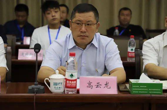 高云龙,邢宝欣拜会了磴口县委书记王晓军,县委副书记,政府代县长王军