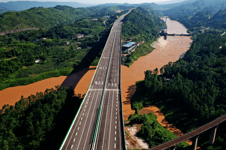 带你领略渝长复线高速高颜值