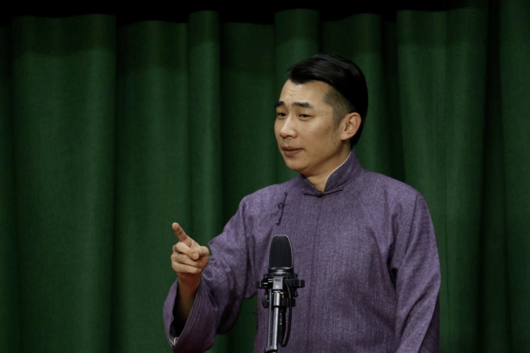 【高瑞】上海田耘社相声演员,赵松涛老师搭档,师从著名快板书表演艺术