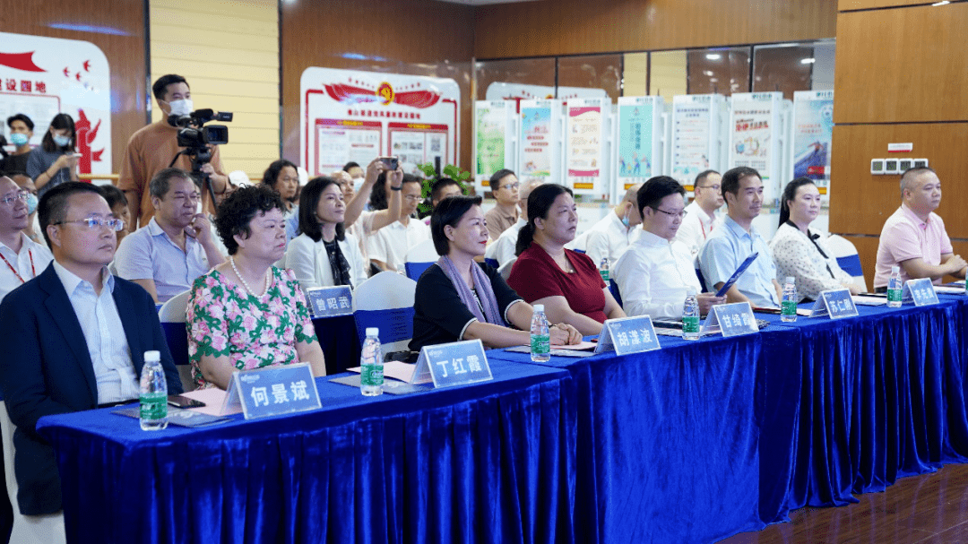 便民纸巾率先在佛山落地全面助力建设全国智慧文明城市