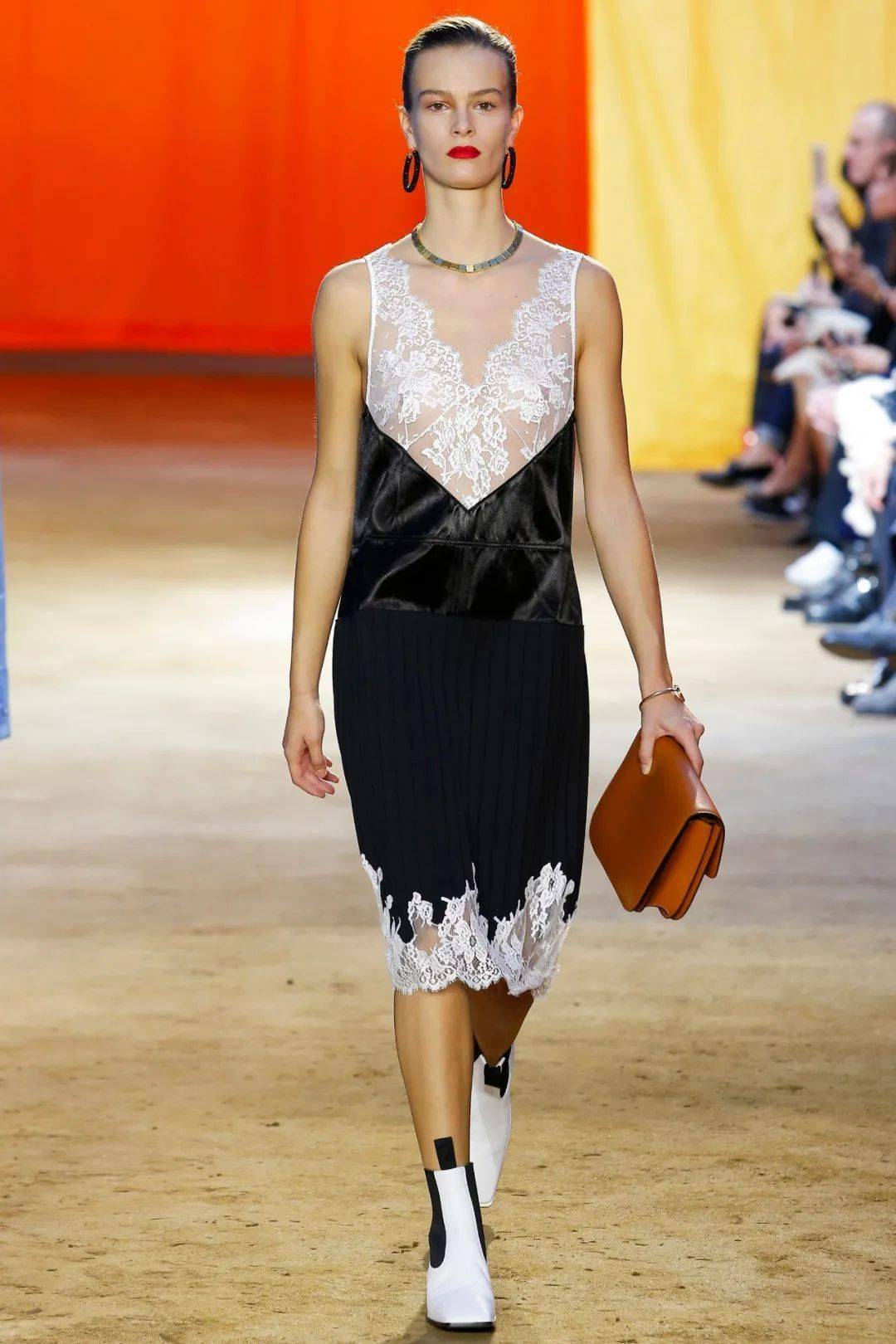 品牌|Phoebe Philo要回归,最期待她的鞋!