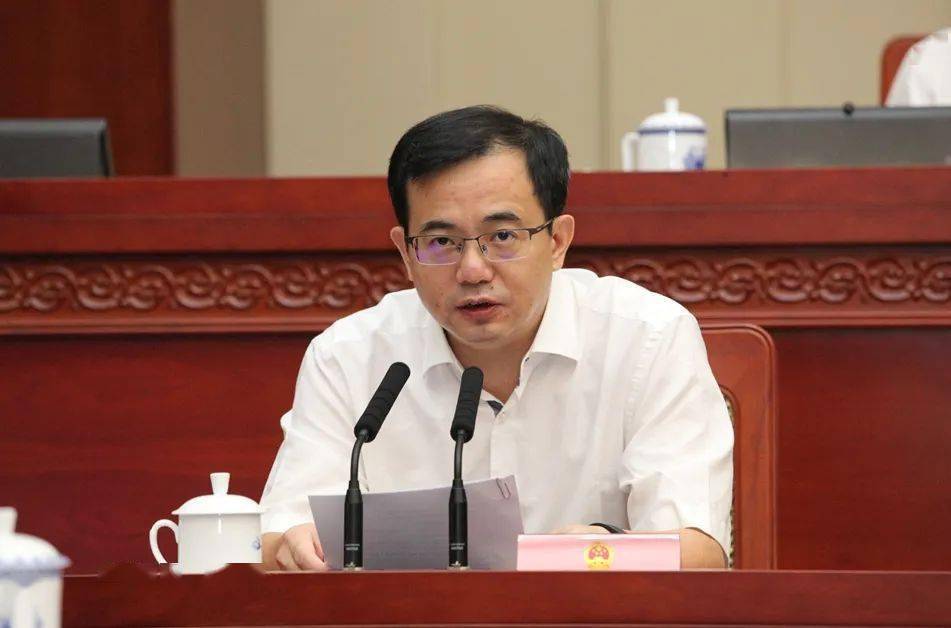 省十三届人大常委会第三十一次会议举行_江西省