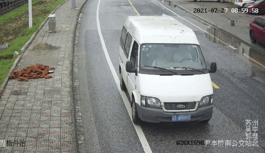 怎么样上车能快系好安全带 69cfadf9be914464bfefff4c2ea4702d.png