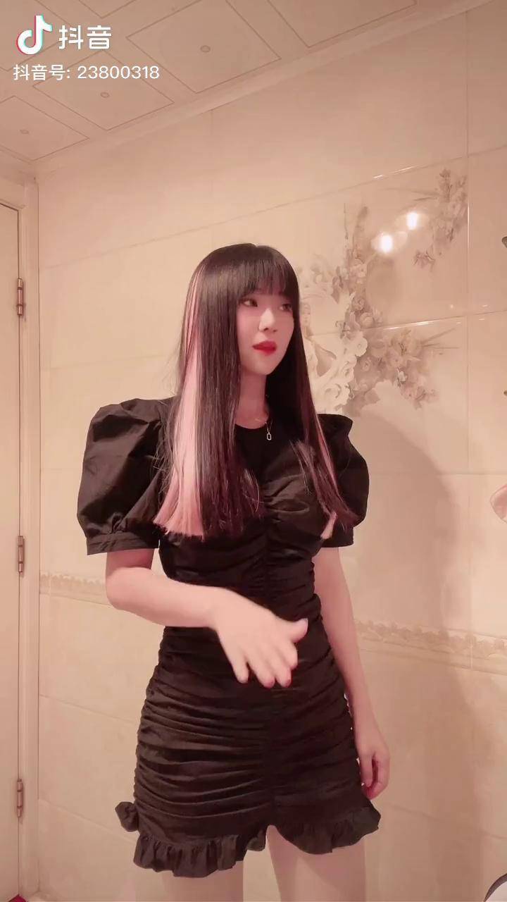 谁还不是个精神小妹
