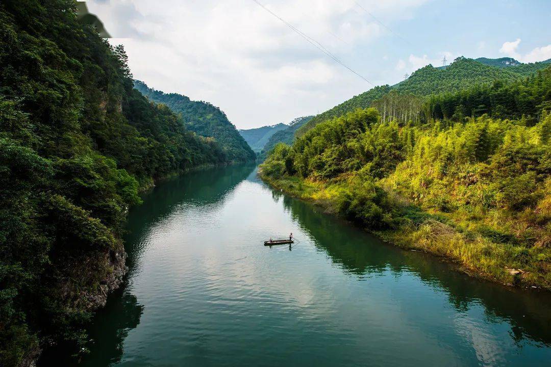 暑期特辑山河辽阔人间值得打卡韶关这条野趣新线路尽览一路风光