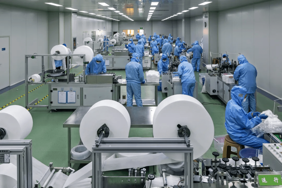 雄鹰振翅勇跃高峰庆祝连云港鹰游纺机集团有限公司成立20周年