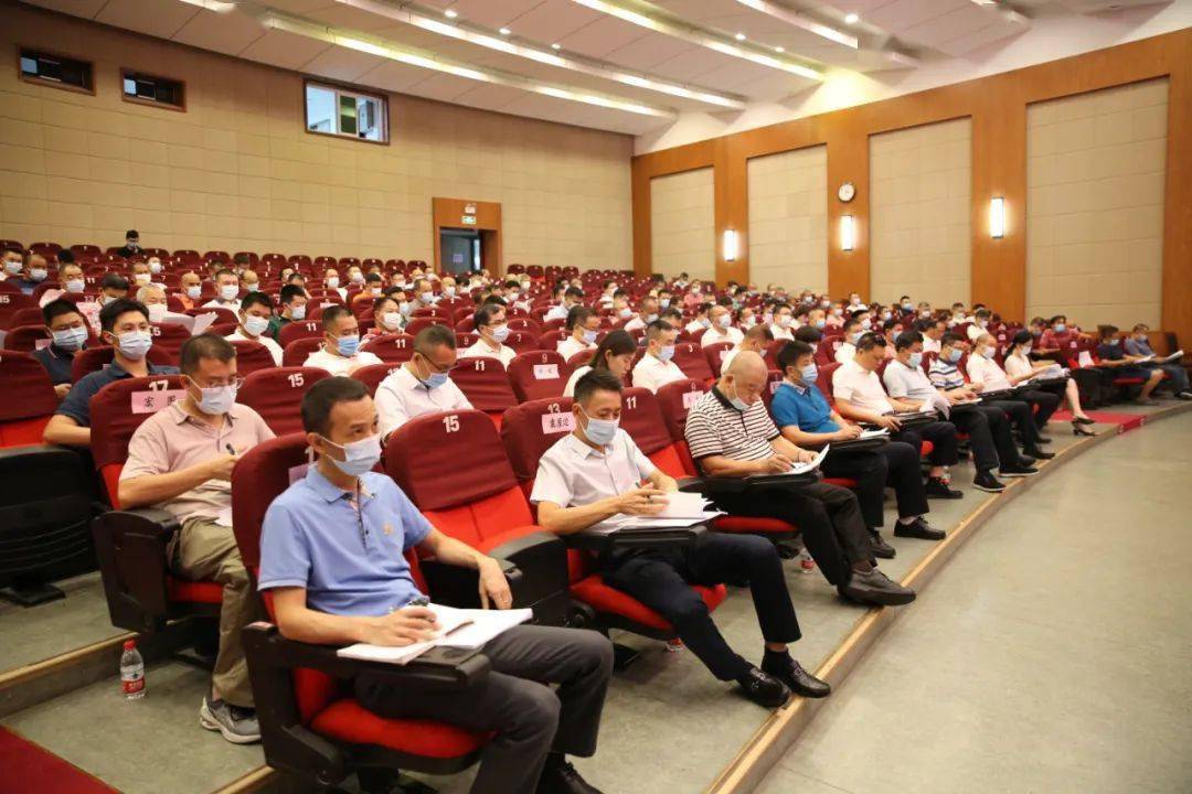 街道党工委副书记,办事处主任黄淦洪,街道领导翟普尧