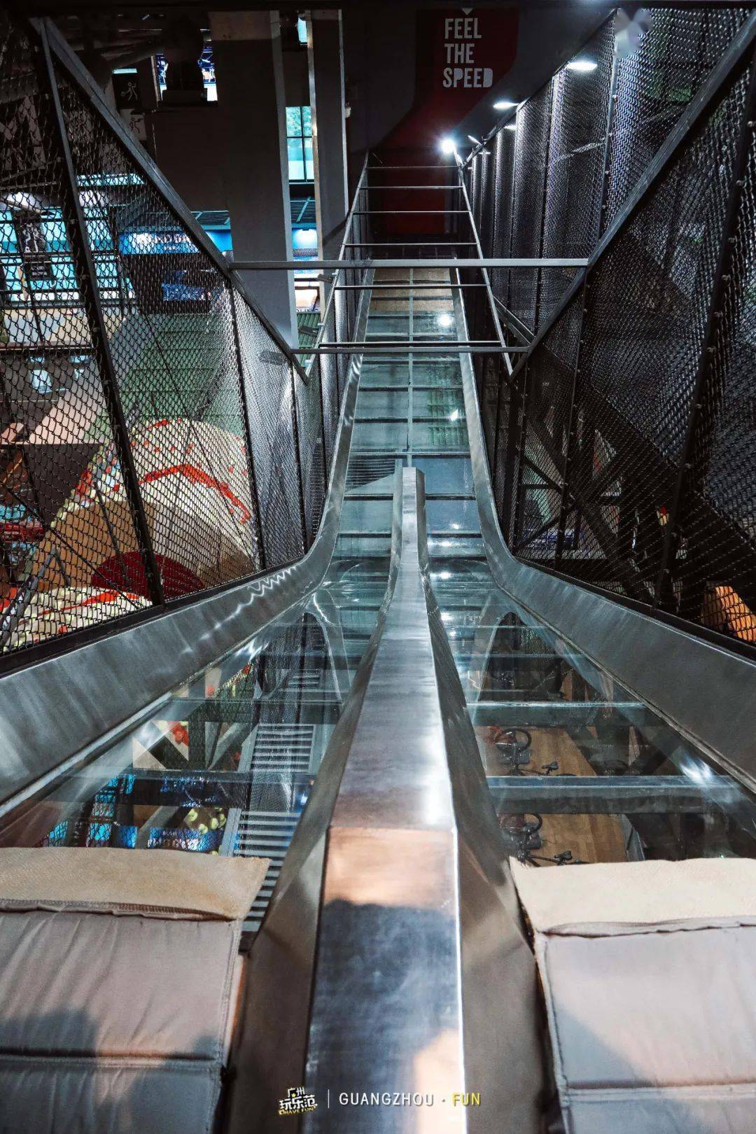 天河首家室内高空滑轨43折抢单人畅玩票