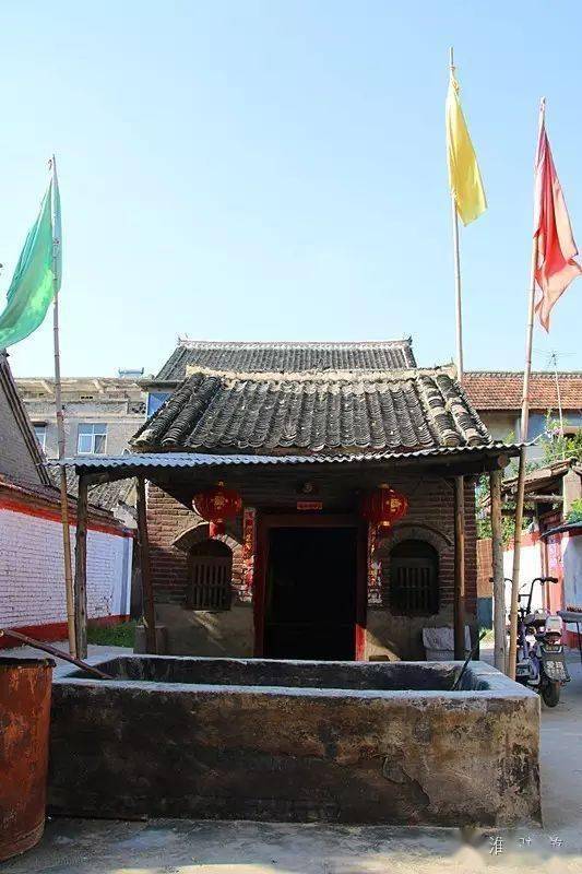 退而惕然弗宁,亟戒其僚佐,同知王公举,判官沙公徵