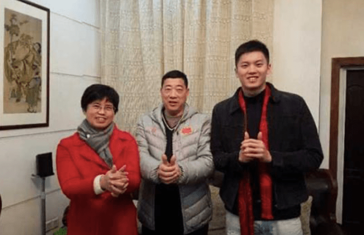 游泳再夺一金浙江大男孩汪顺家境殷实人缘好日游万米练太苦