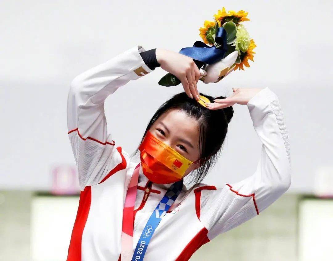 奥运健儿齐比心谁最可爱