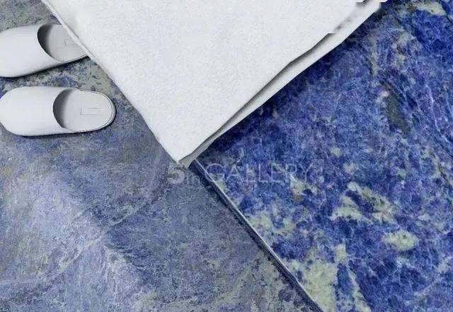 世界上最贵的石材是据说一颗荒料数百万