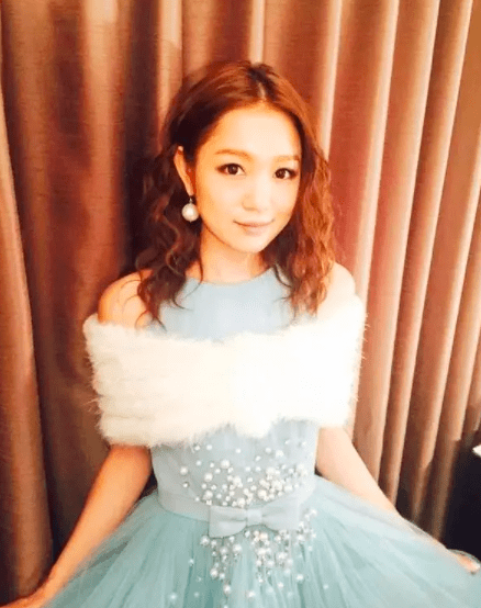 西野加奈 60 本名:西野加奈子菜菜绪 60 本名:荒井菜菜绪椎名林檎