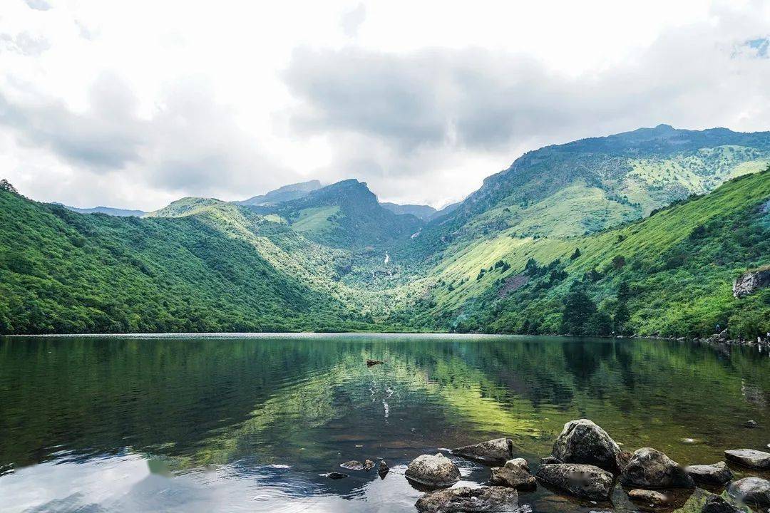 诗和远方 → 越西长海令人向往的地方~_景区
