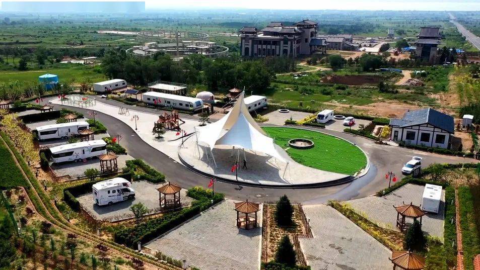 北京向西一步就是乌兰察布丨山水凉城乐游岱海