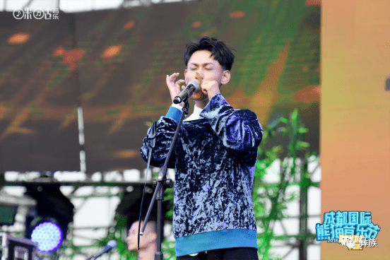 2021中国好声音首播吉克隽逸力挺彝族唱作人