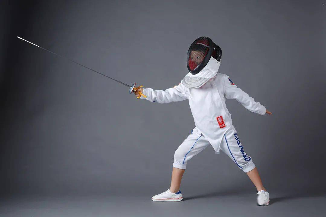 快带孩子来体验奥运项目,为奥运健儿加油,喝彩!_击剑