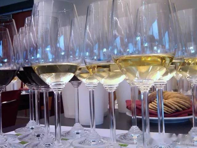 物质|解开葡萄酒的十大常见误区