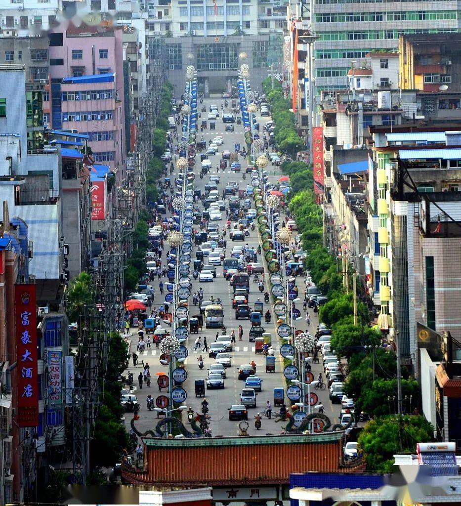 弹指一挥间十年过去了大田人还记得那时的建山路是啥样子吗