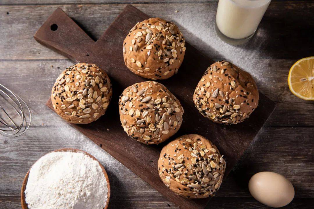 全麦|千人验证：想要中年不发福，多吃全谷物是关键