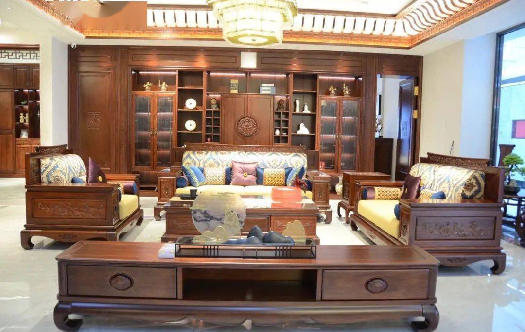 好春景|璞玉·让雍容格调与娴静生活怡然相得!