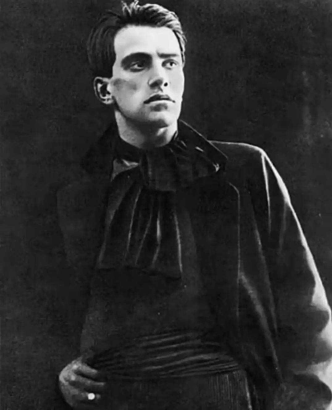 苏俄文学史上的神仙颜值盘点俄罗斯20世纪有颜有才的大文豪们