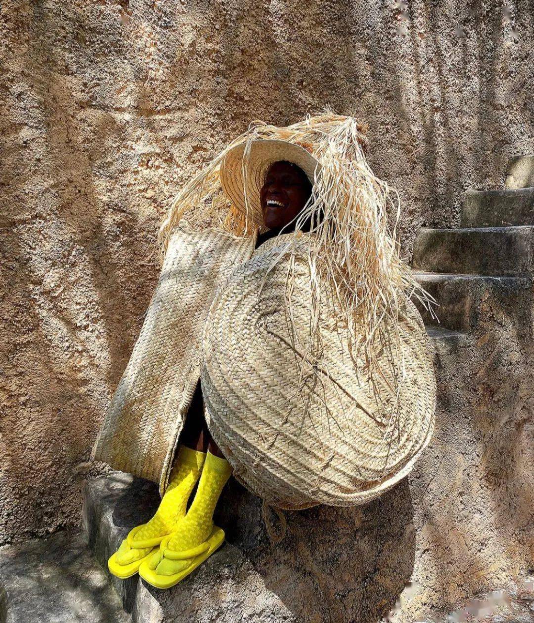 因为|穿拖鞋，爽。一直穿拖鞋，一直爽！