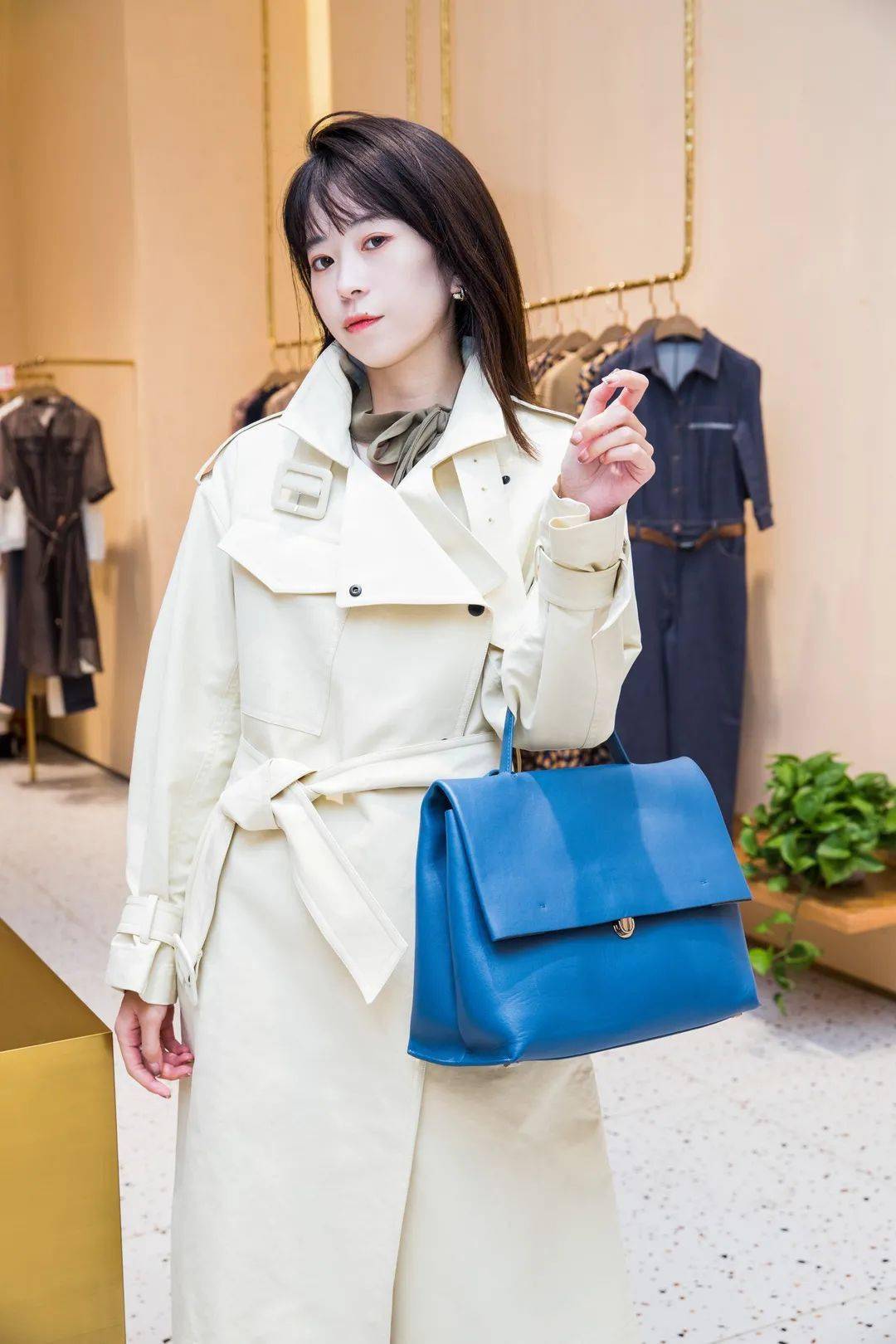 产品|成都人冲冲冲！5折雅诗兰黛，100+购女装！乐天8周年宠粉来啦！