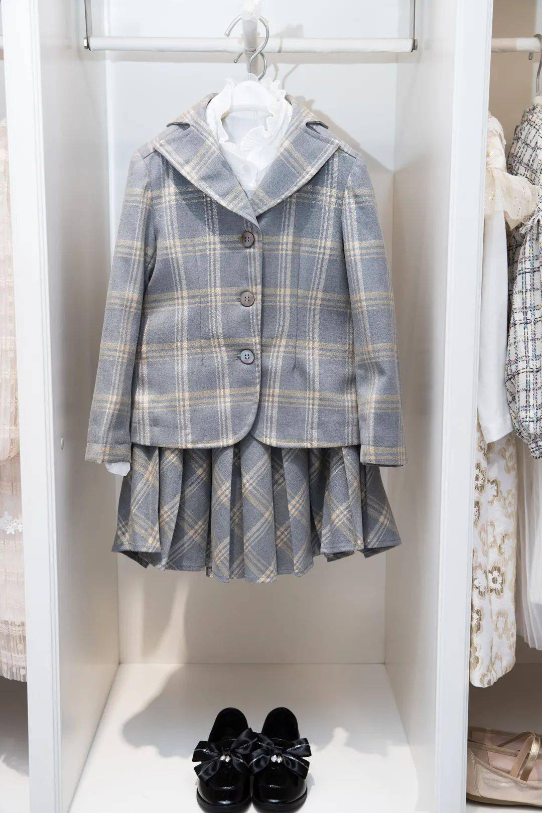 产品|成都人冲冲冲！5折雅诗兰黛，100+购女装！乐天8周年宠粉来啦！