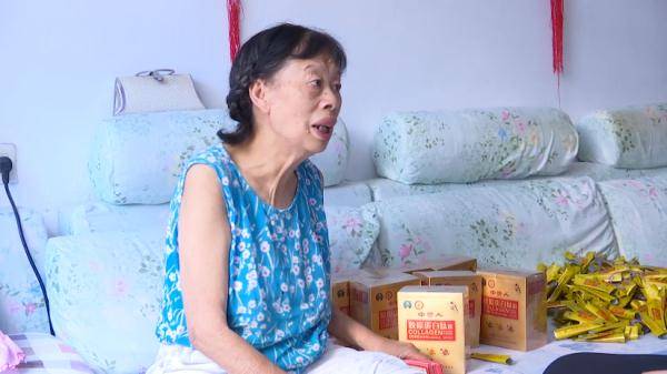 老两口|贵阳老人花几十万买保健品，明知受骗却不愿退货，原因让人无奈......