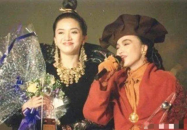 丁玉|被三个男人抛弃，事业巅峰期消失，这个乐坛一姐背后故事竟如此心酸